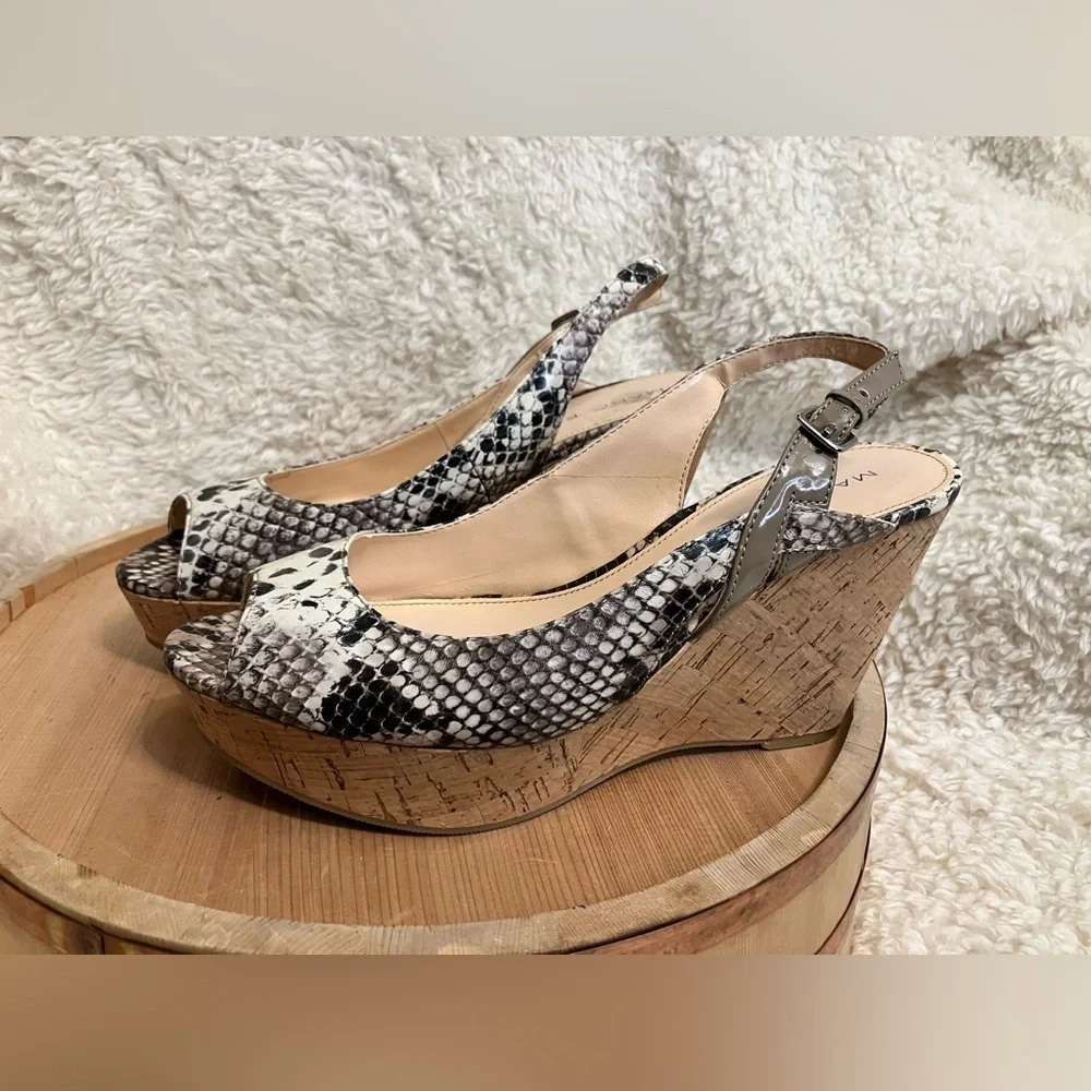 Marc Fisher Peep Toe Snakeskin Cork Wedges Platform Heels Size 6